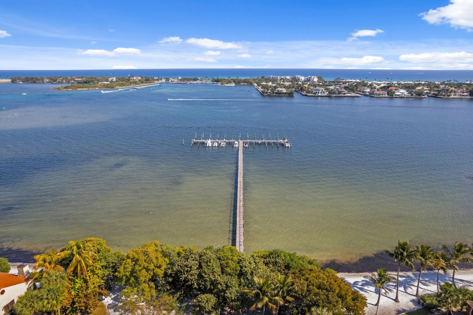 16 Via Lago, Boynton Beach, FL 33435 Photo