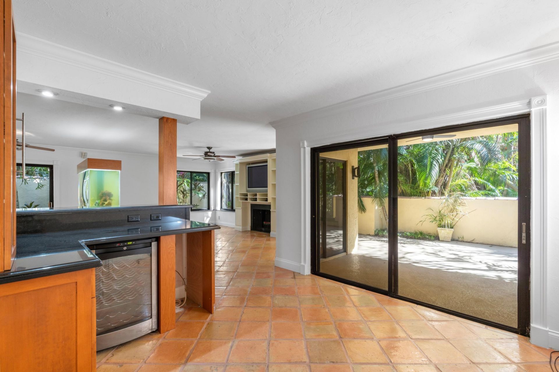 16 Via Lago, Boynton Beach, FL 33435 Photo