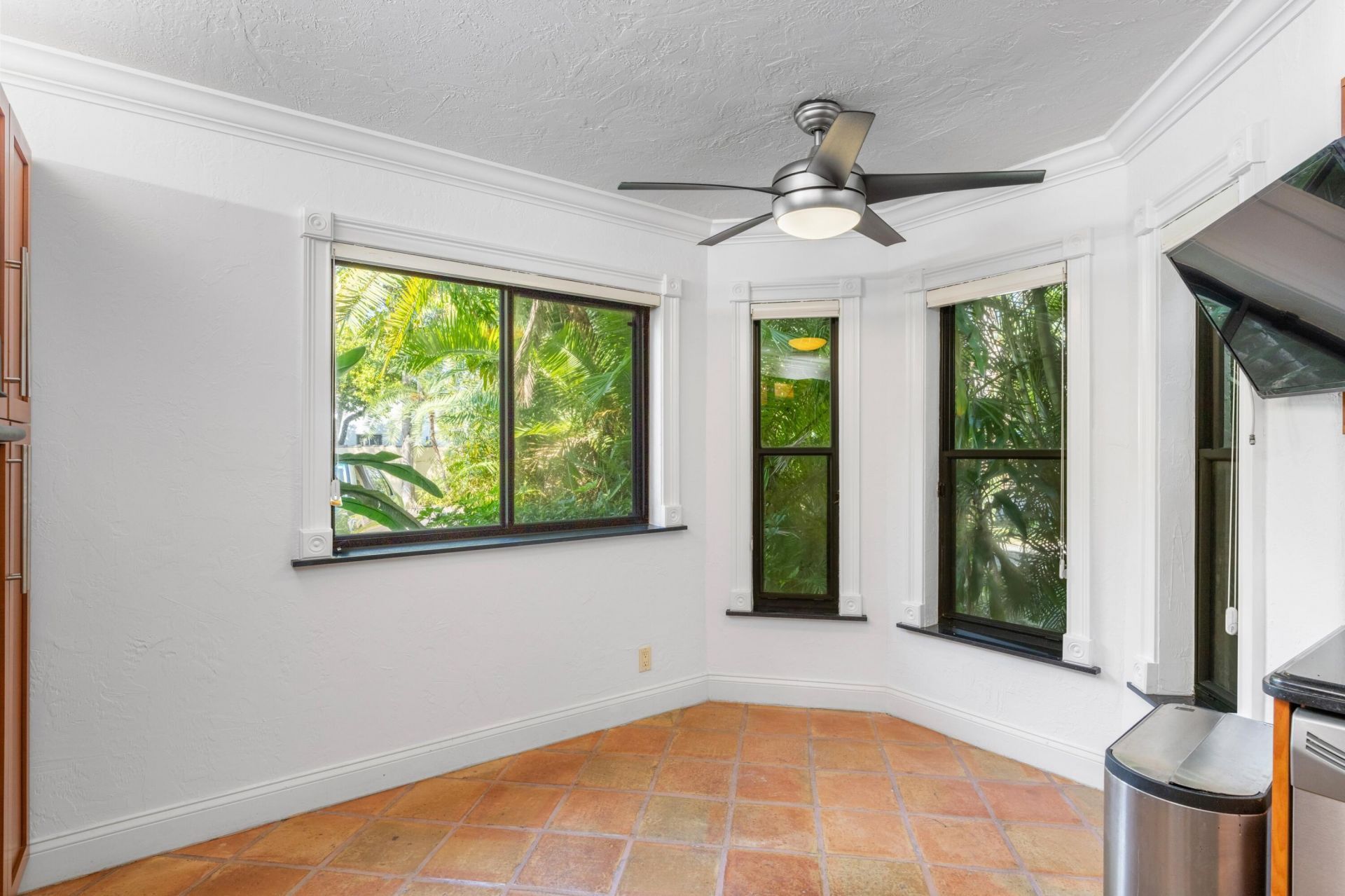 16 Via Lago, Boynton Beach, FL 33435 Photo