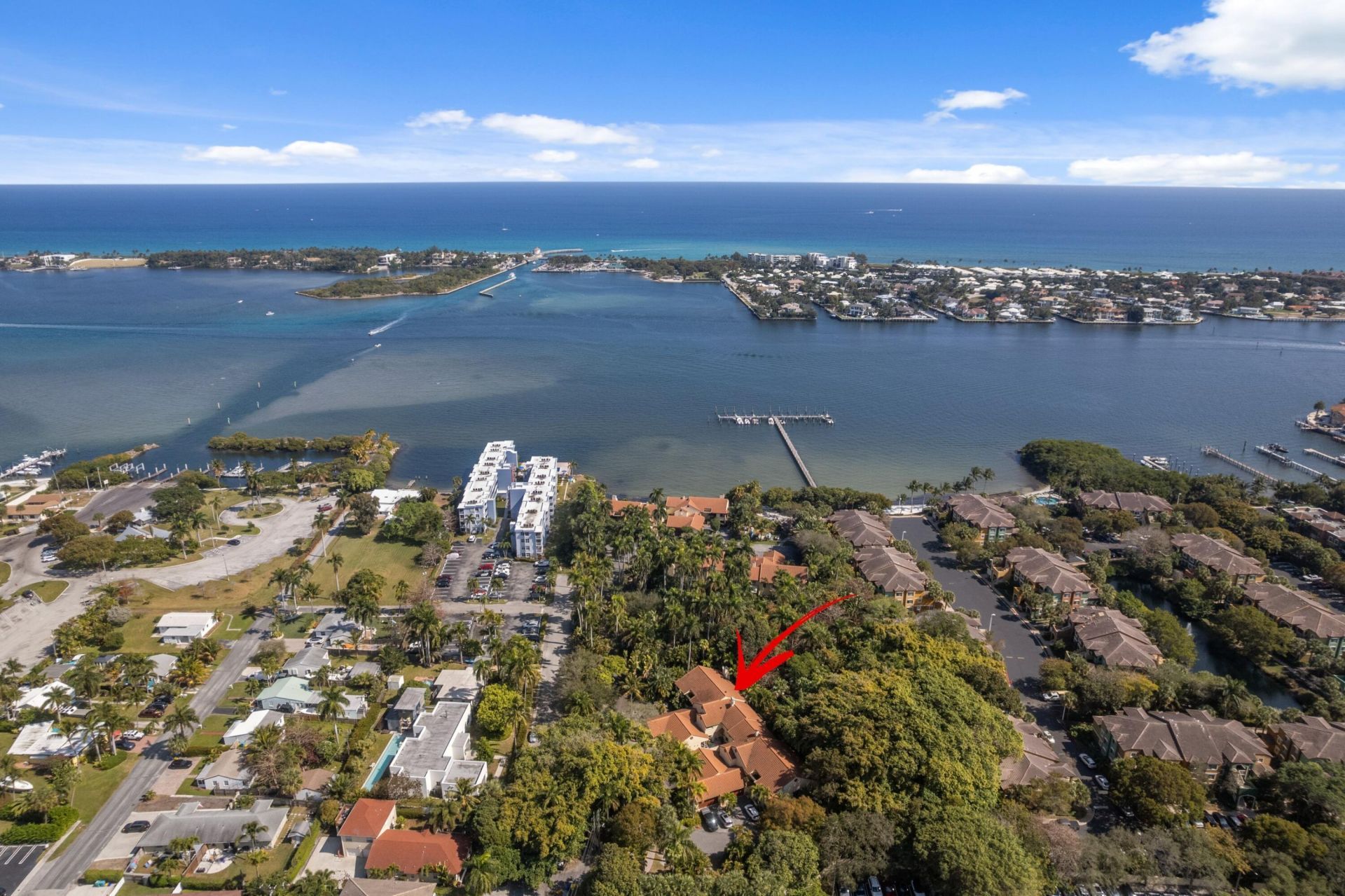 16 Via Lago, Boynton Beach, FL 33435 Photo