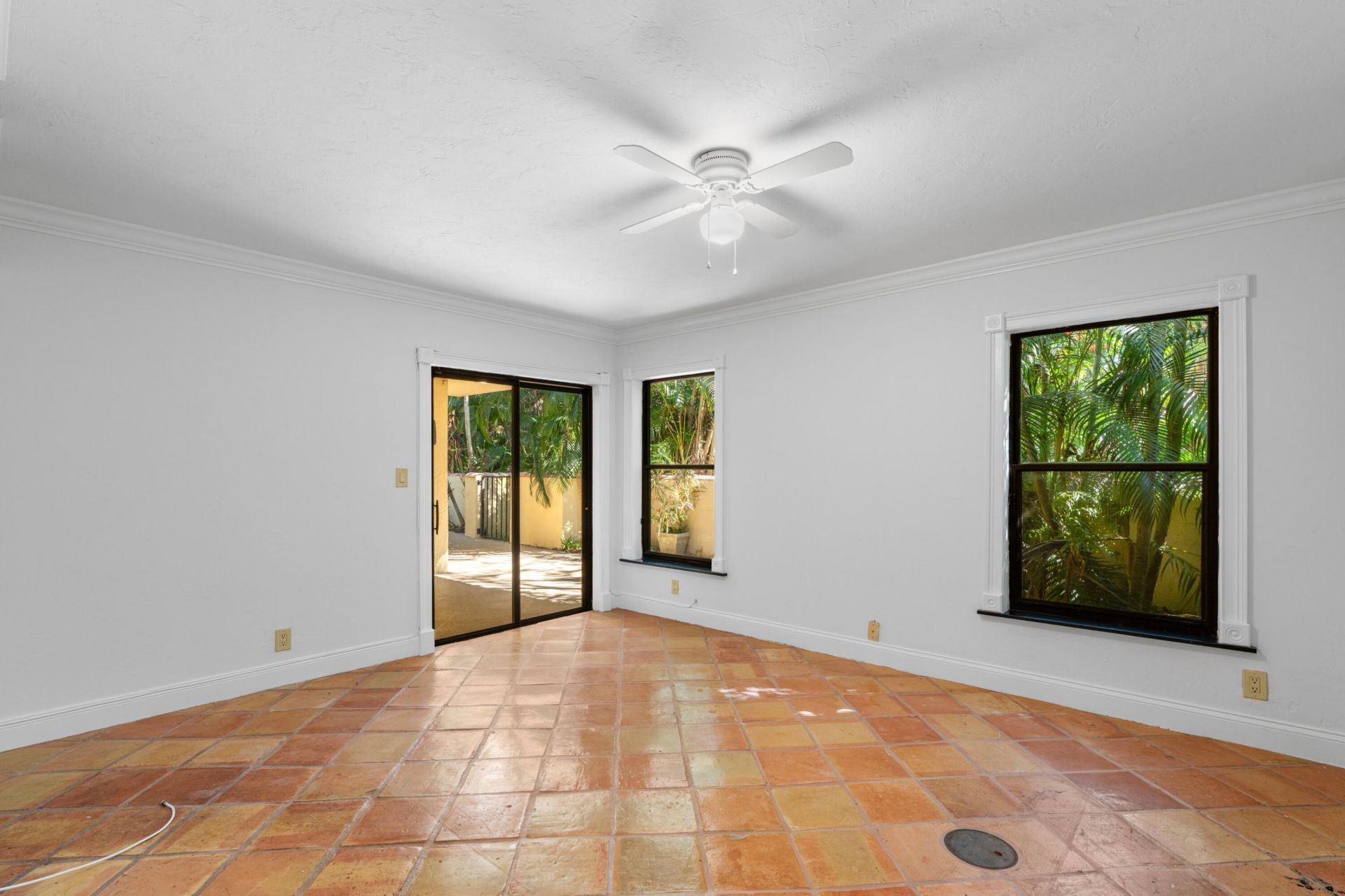 16 Via Lago, Boynton Beach, FL 33435 Photo
