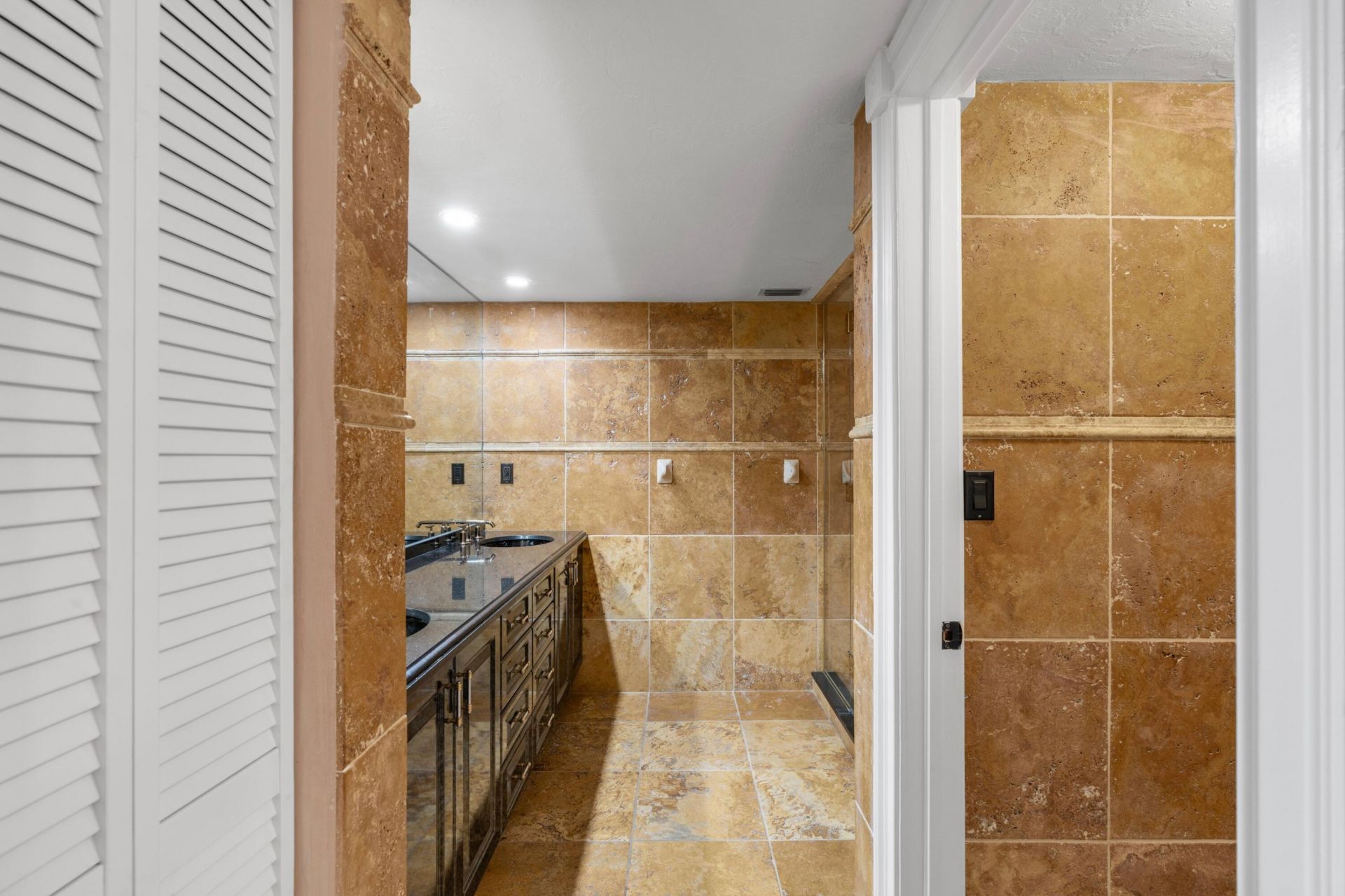 16 Via Lago, Boynton Beach, FL 33435 Photo