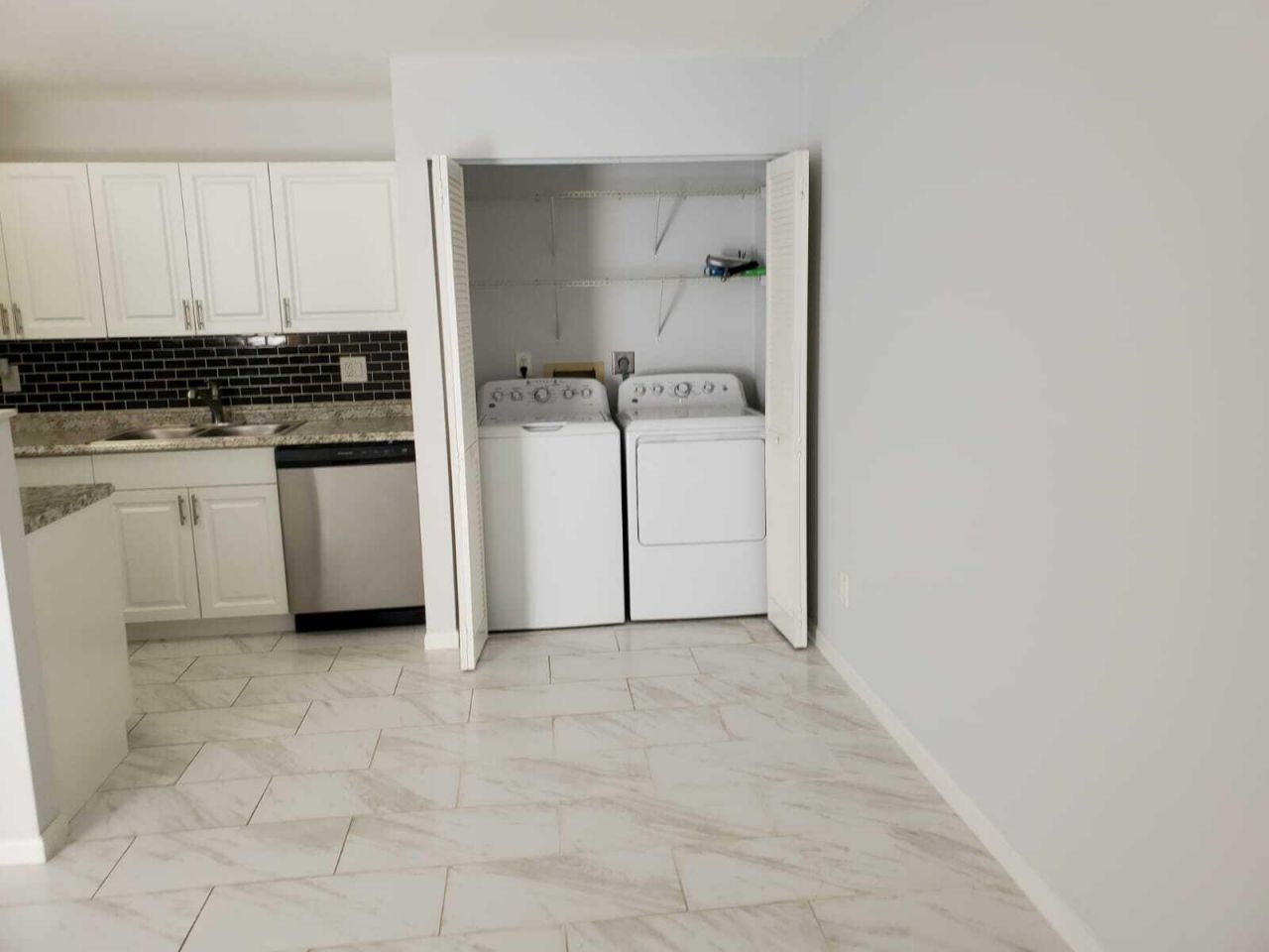 637 Executive Center Drive, Unit N102, West Palm Beach, FL 33401 Photo