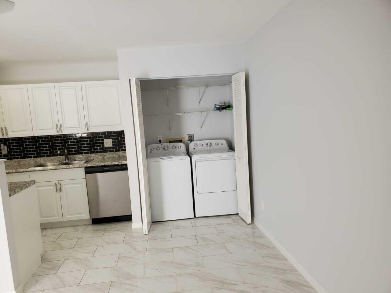 637 Executive Center Drive, Unit N102, West Palm Beach, FL 33401 Photo