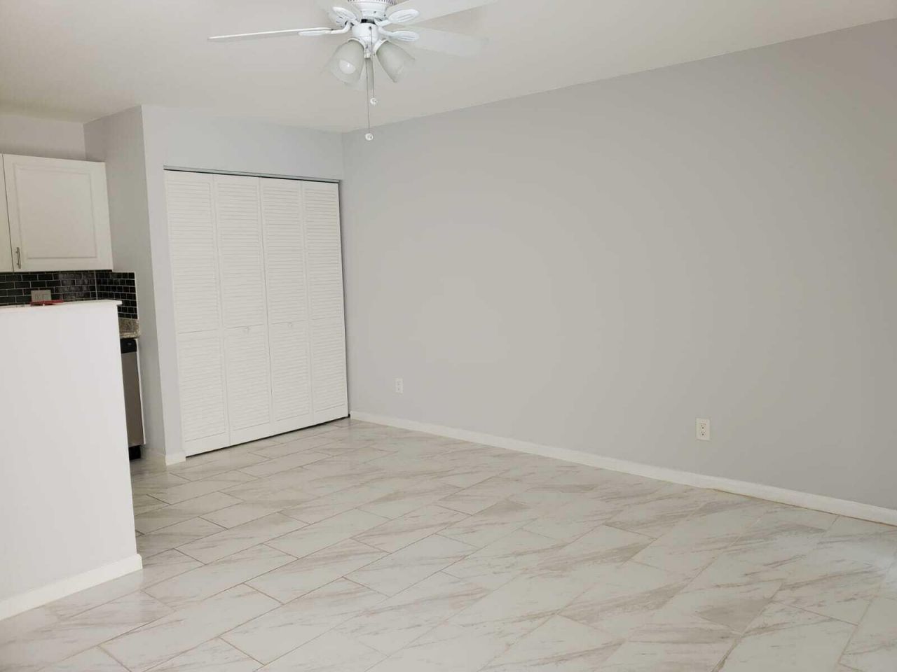 637 Executive Center Drive, Unit N102, West Palm Beach, FL 33401 Photo