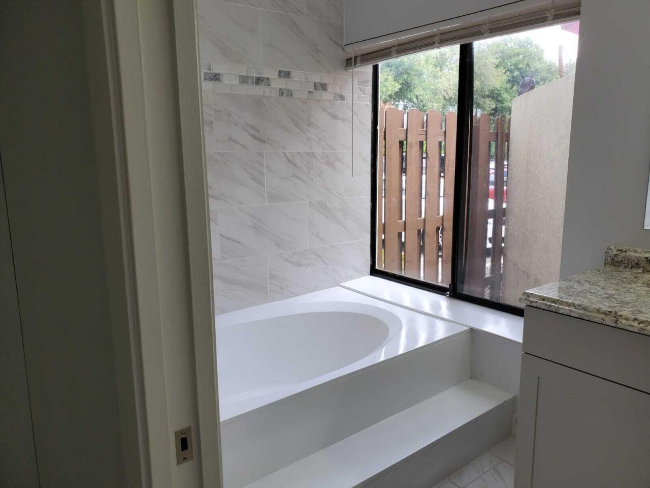 637 Executive Center Drive, Unit N102, West Palm Beach, FL 33401 Photo