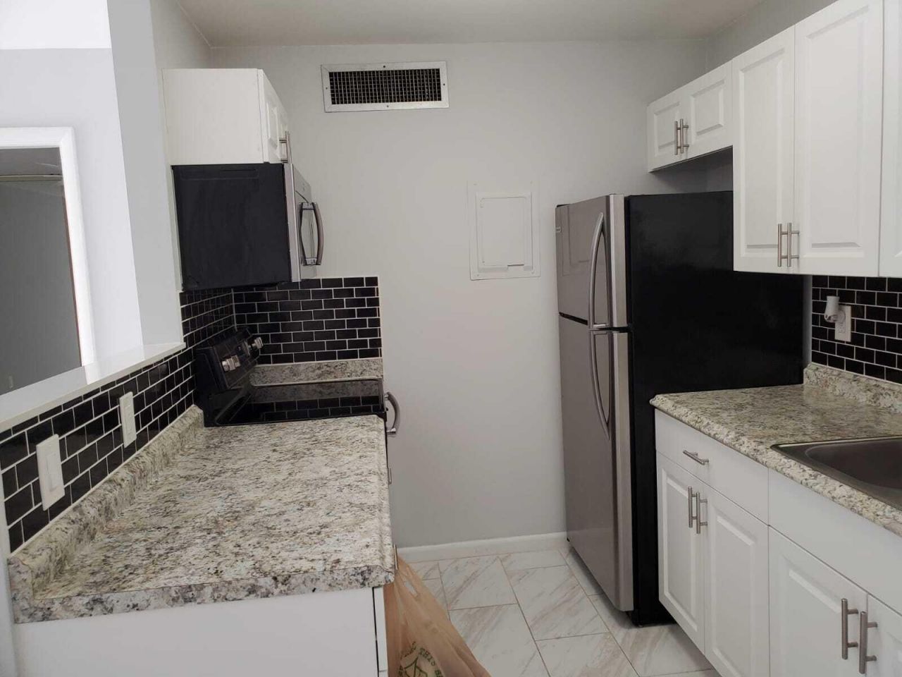 637 Executive Center Drive, Unit N102, West Palm Beach, FL 33401 Photo