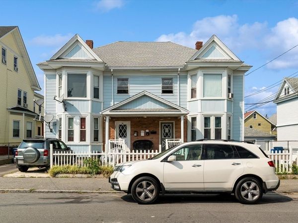 100 Bailey St, Unit 3, Lawrence, MA 01843