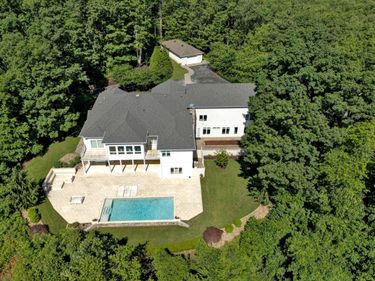 10947 Bottom Creek RD, Bent Mountain, VA 24059