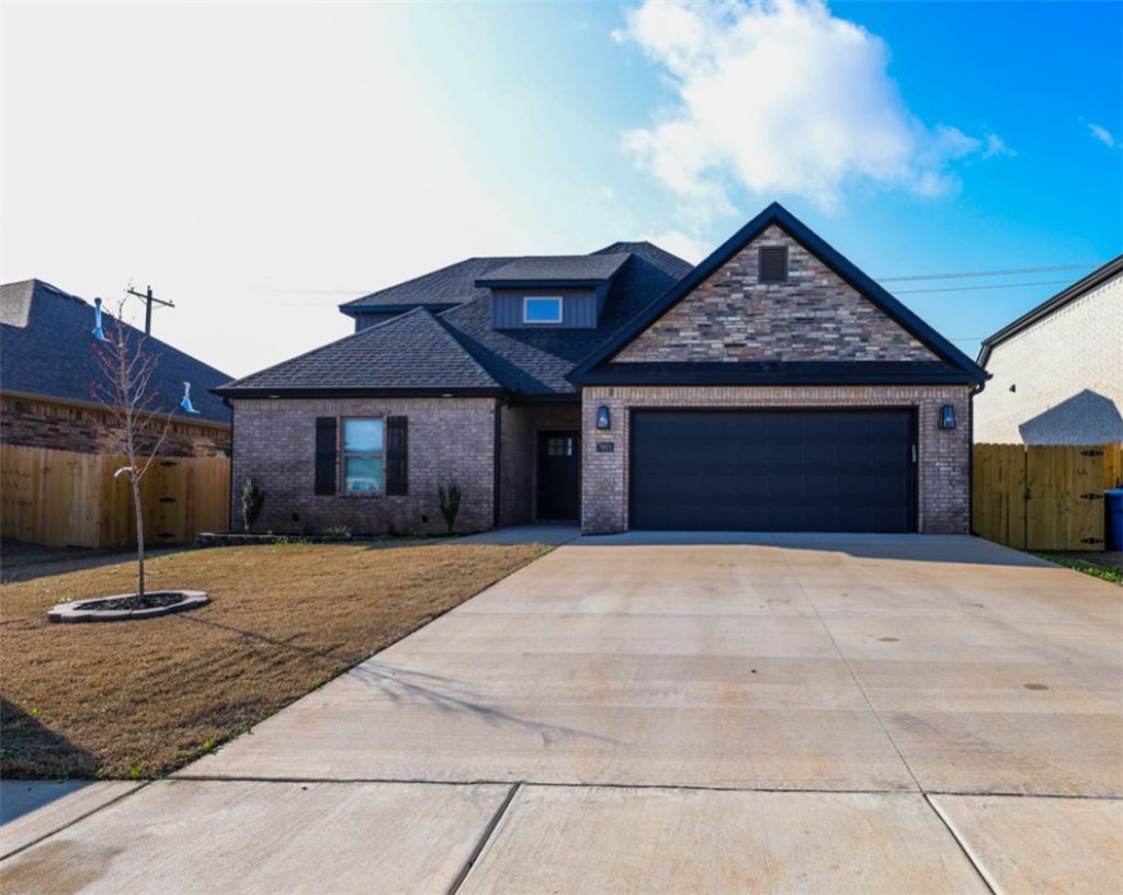 7001 Basswood Avenue  Bentonville, AR 72713