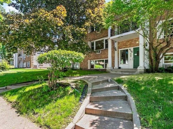 415 Ridgewood Avenue, Unit 3, Minneapolis, MN 55403