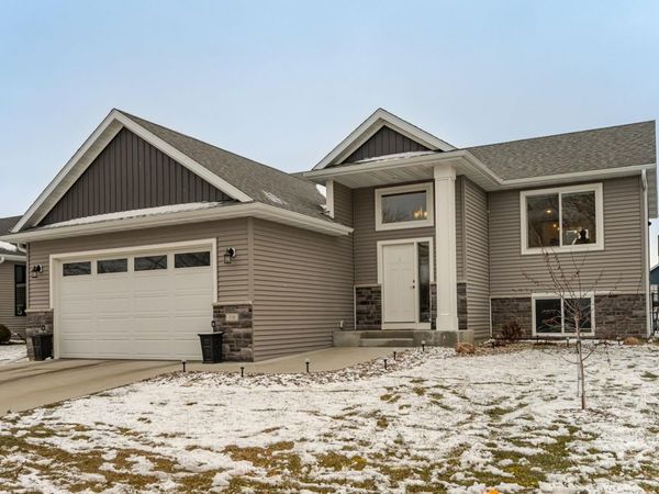 310 Sunnydale Lane SE, Rochester, MN 55904
