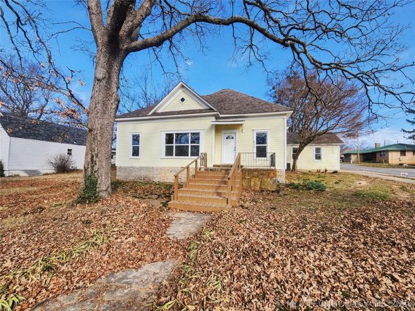 611 Goingsnake Street, Tahlequah, OK 74464