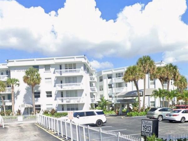 1913 S Ocean Dr, Unit 109, Hallandale Beach, FL 33009