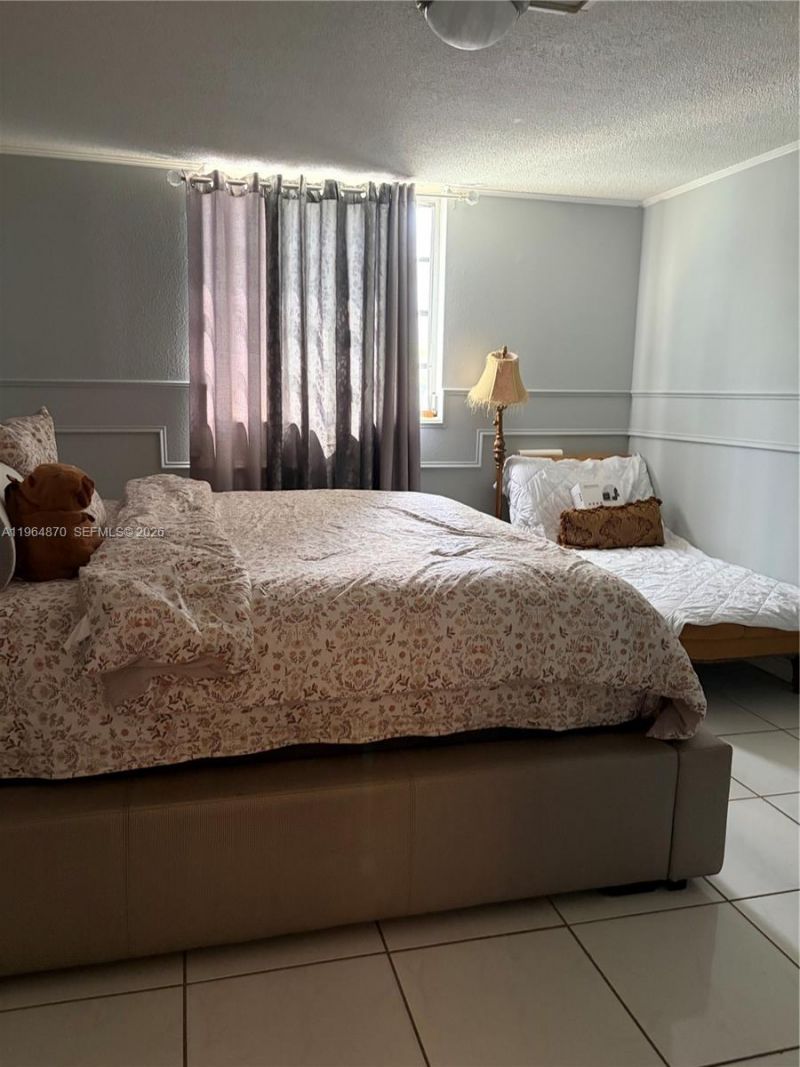 1913 S Ocean Dr, Unit 109, Hallandale Beach, FL 33009 Photo