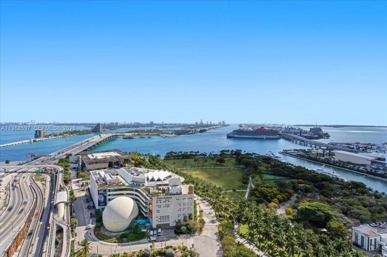 1100 Biscayne Blvd, Unit 2702, Miami, FL 33132 Photo