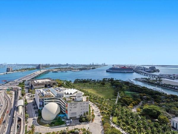 1100 Biscayne Blvd, Unit 2702, Miami, FL 33132