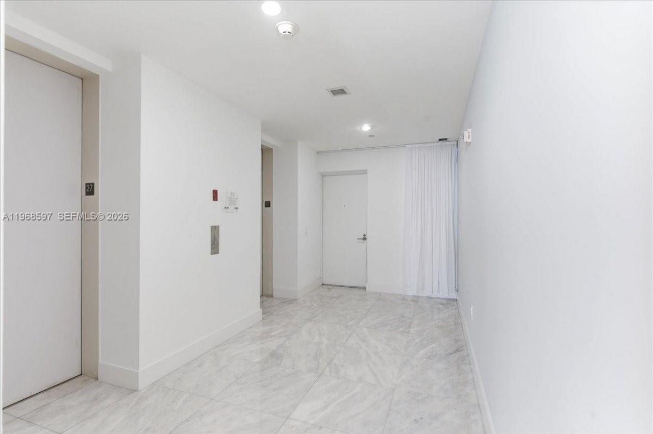 1100 Biscayne Blvd, Unit 2702, Miami, FL 33132 Photo