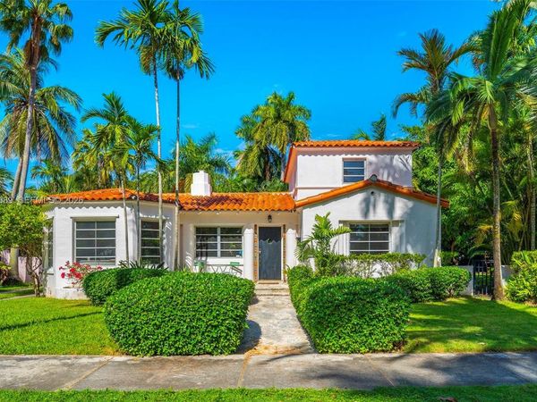 641 NE 57th St , Miami, FL 33137