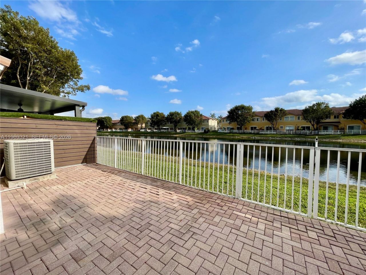 10844 NW 84th St, Doral, FL 33178 Photo