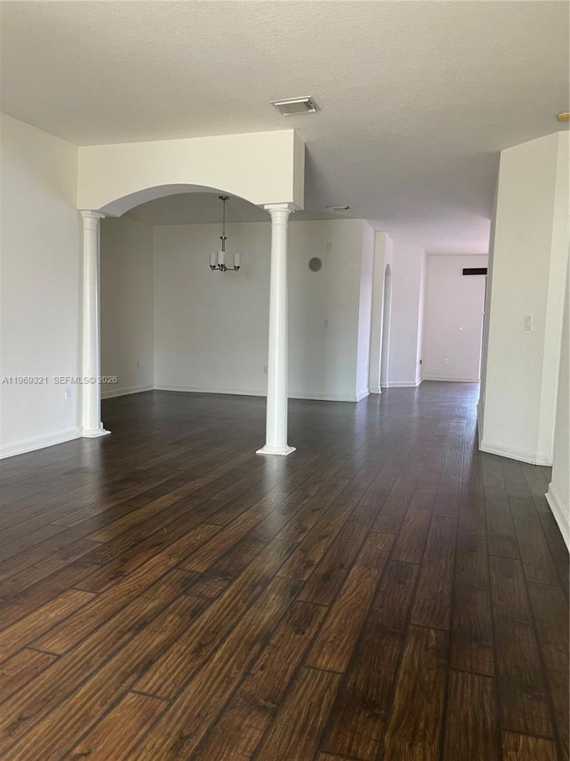 10844 NW 84th St, Doral, FL 33178 Photo