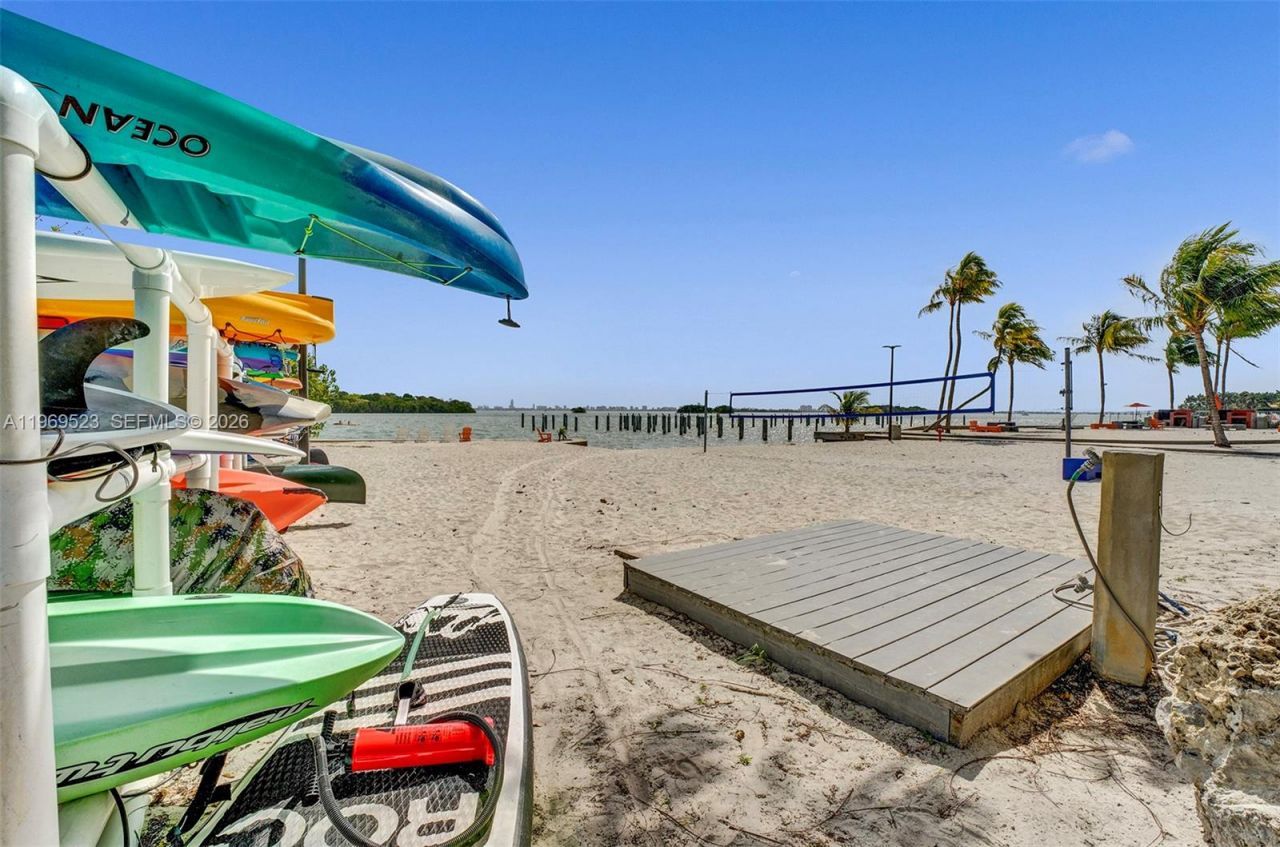 750 NE 64th St, Unit B415, Miami, FL 33138 Photo