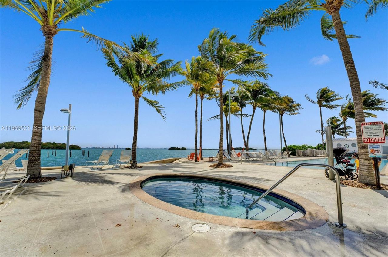 750 NE 64th St, Unit B415, Miami, FL 33138 Photo