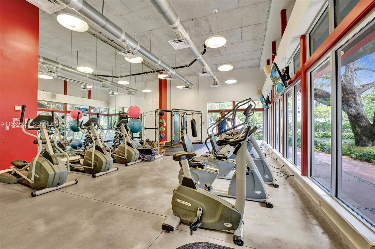 750 NE 64th St, Unit B415, Miami, FL 33138 Photo