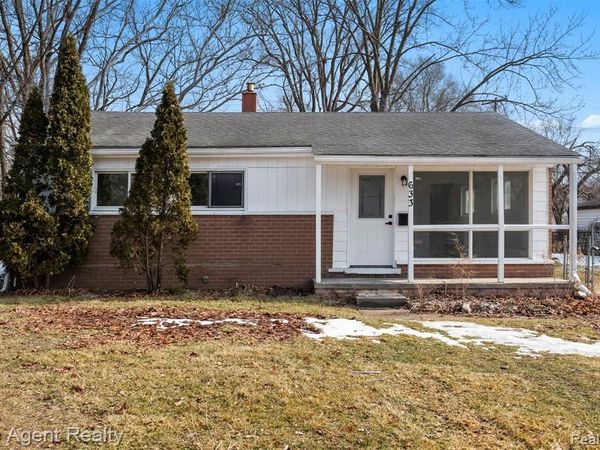 633 Fox Avenue, Ypsilanti, MI 48198