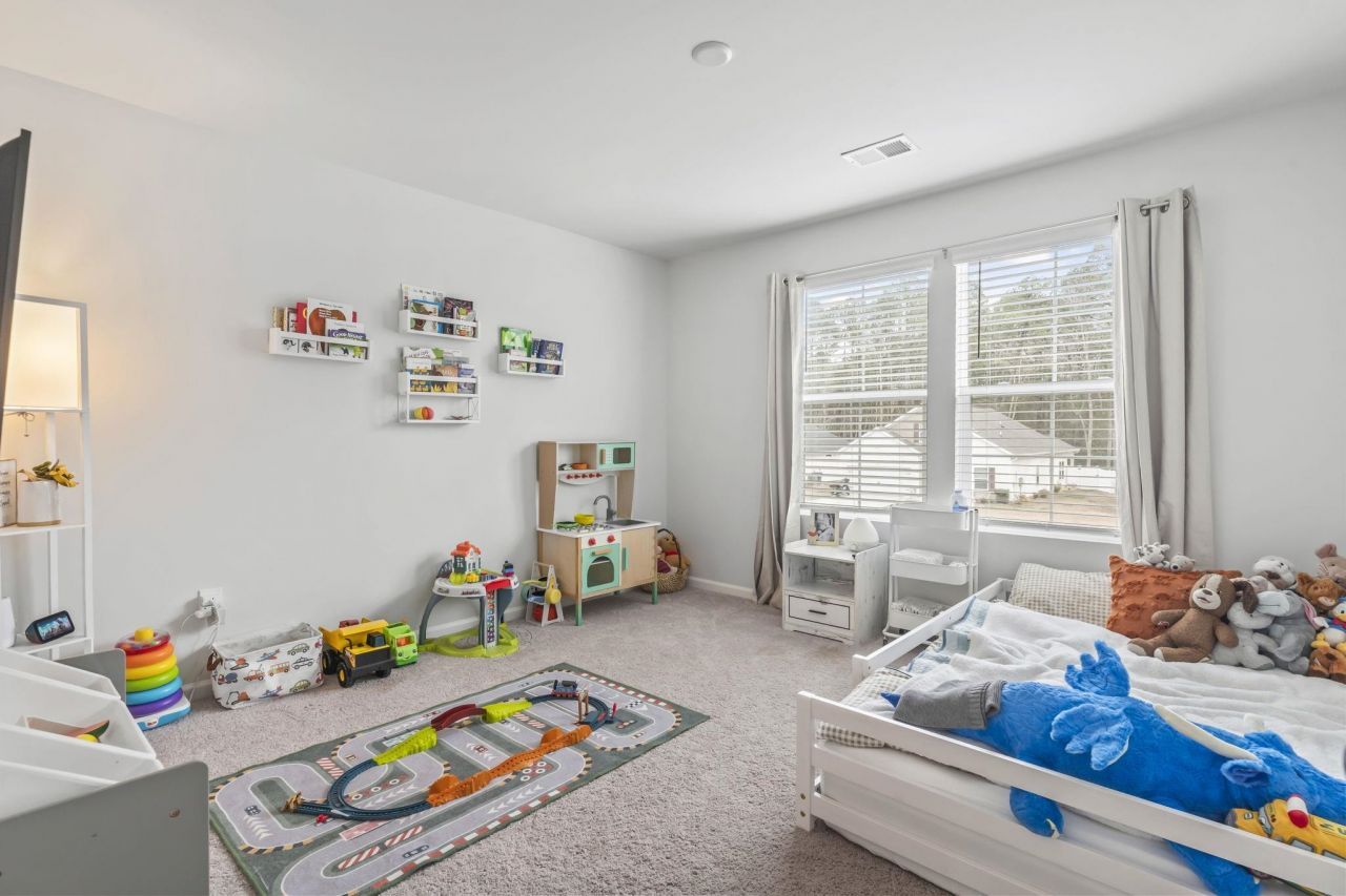 415 Mcgarry Dr. Photo 20