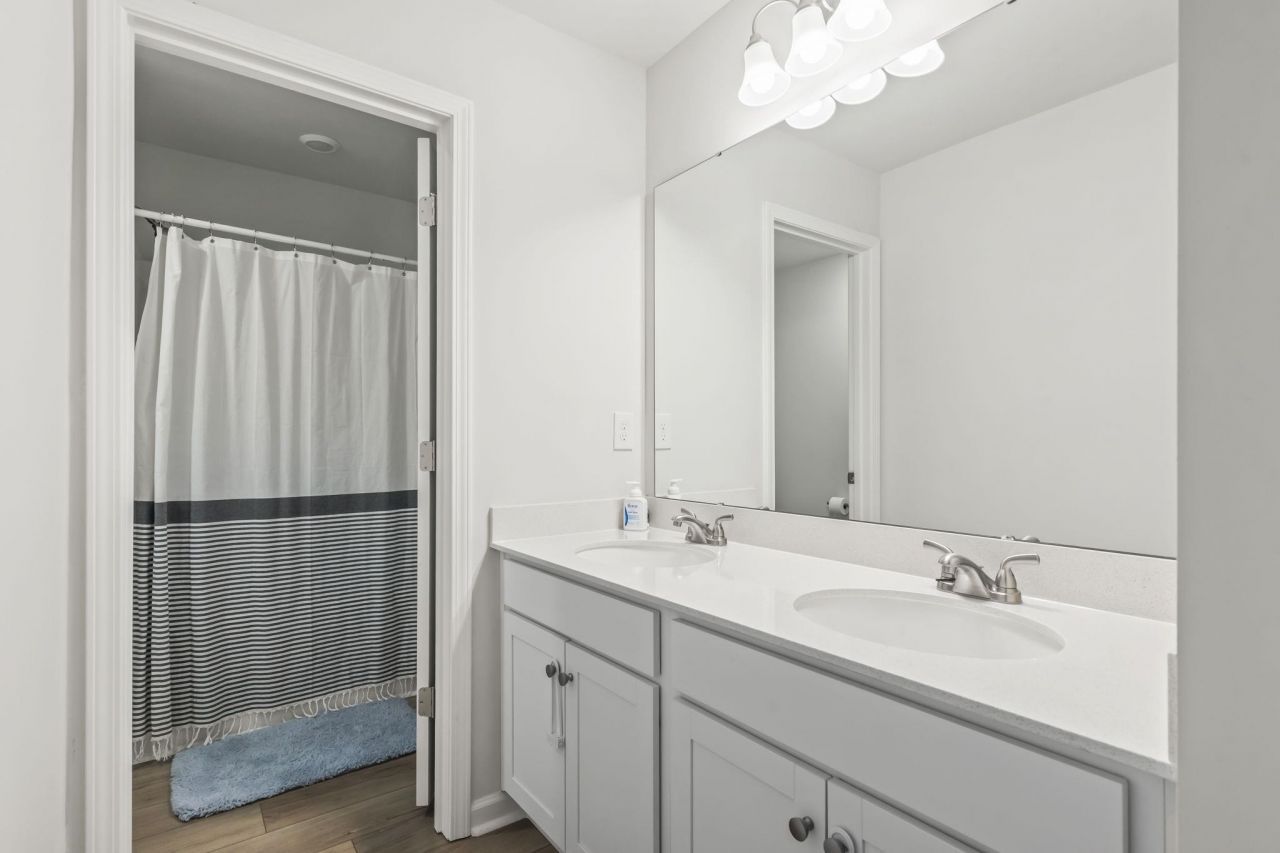 415 Mcgarry Dr. Photo 23