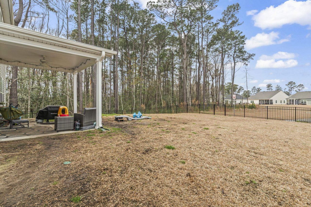 415 Mcgarry Dr. Photo 27