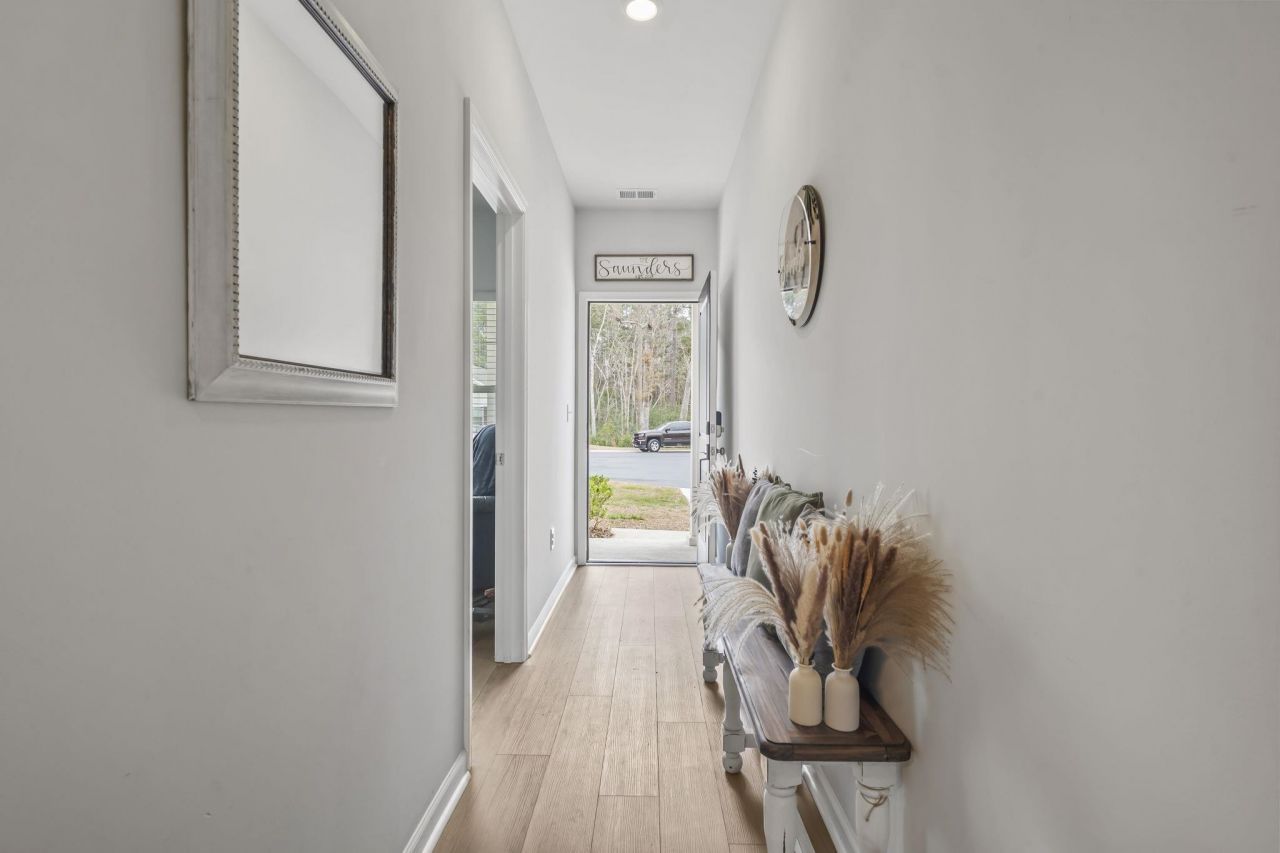 415 Mcgarry Dr. Photo 6