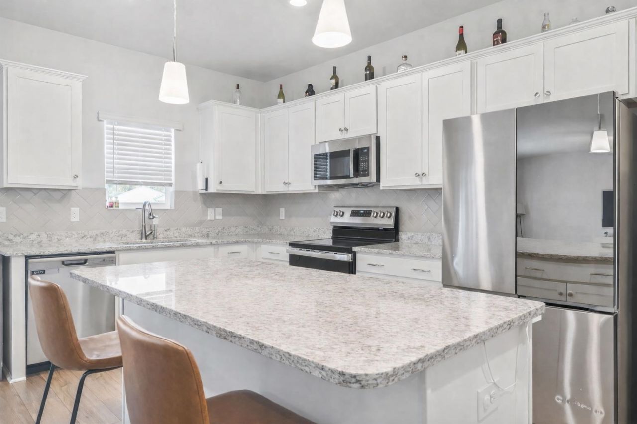 415 Mcgarry Dr. Photo 7