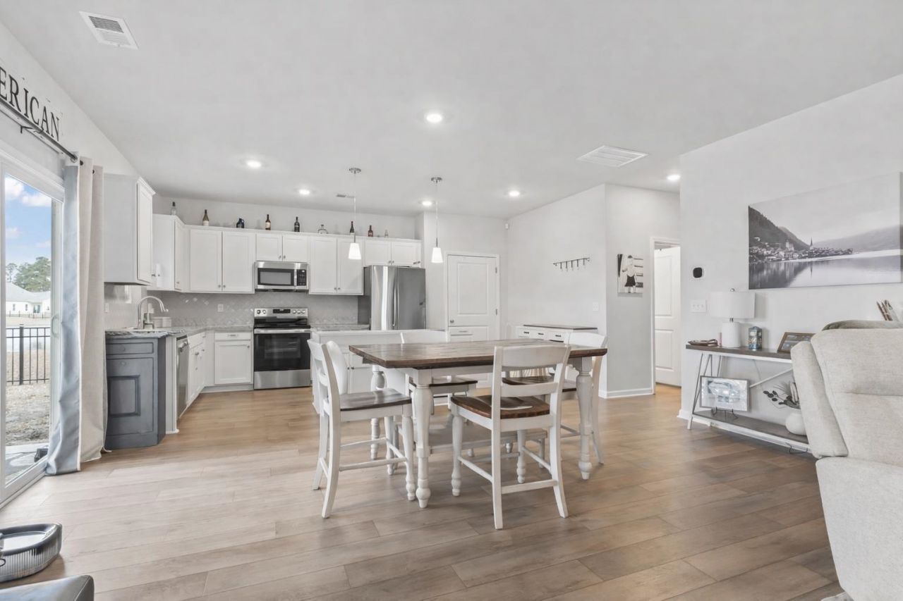 415 Mcgarry Dr. Photo 9