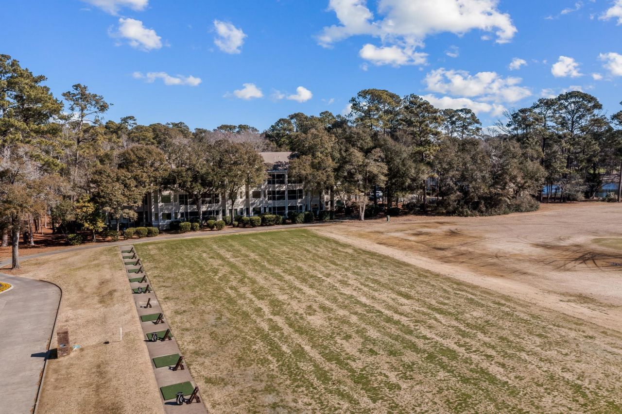 1550 Spinnaker Dr. Photo 31