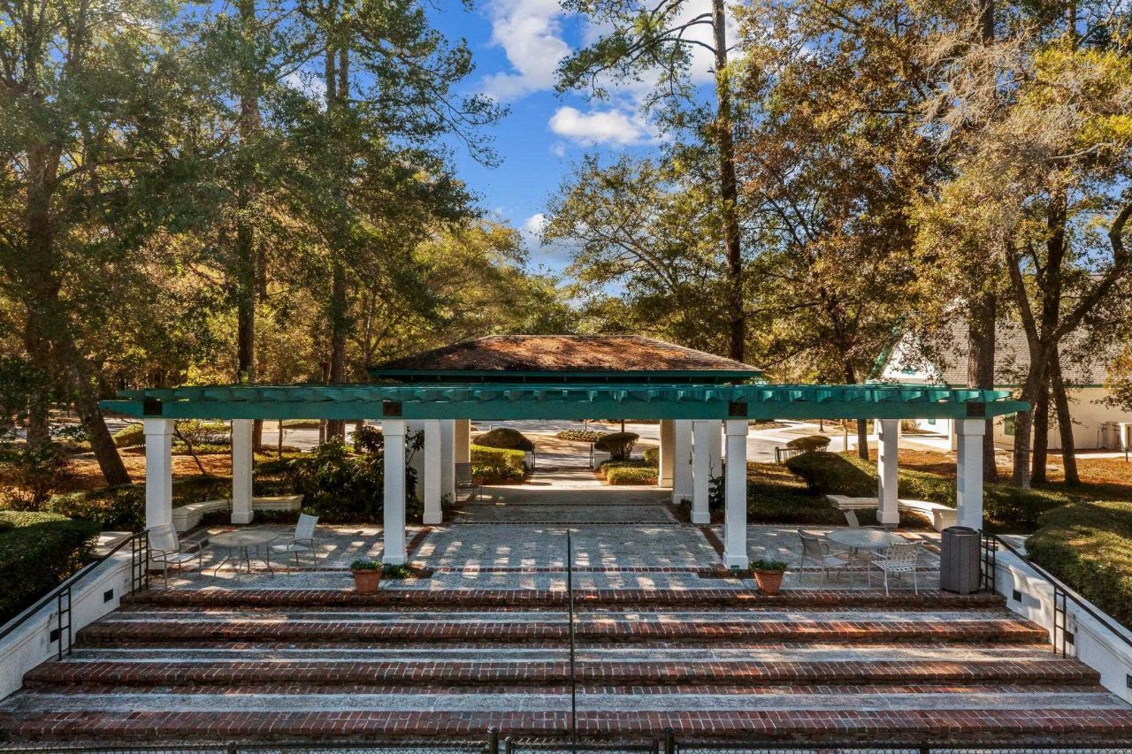 1550 Spinnaker Dr. Photo 42