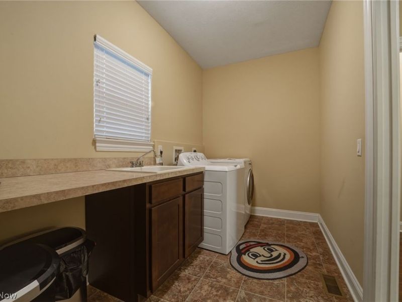 108 Hidden Glen Trail, Chardon, OH 44024 Photo 13