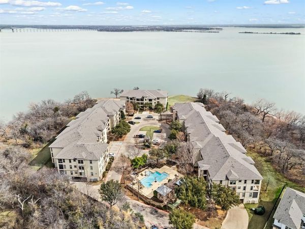 500 Waters Edge Drive, Unit 137, Lake Dallas, TX 75065