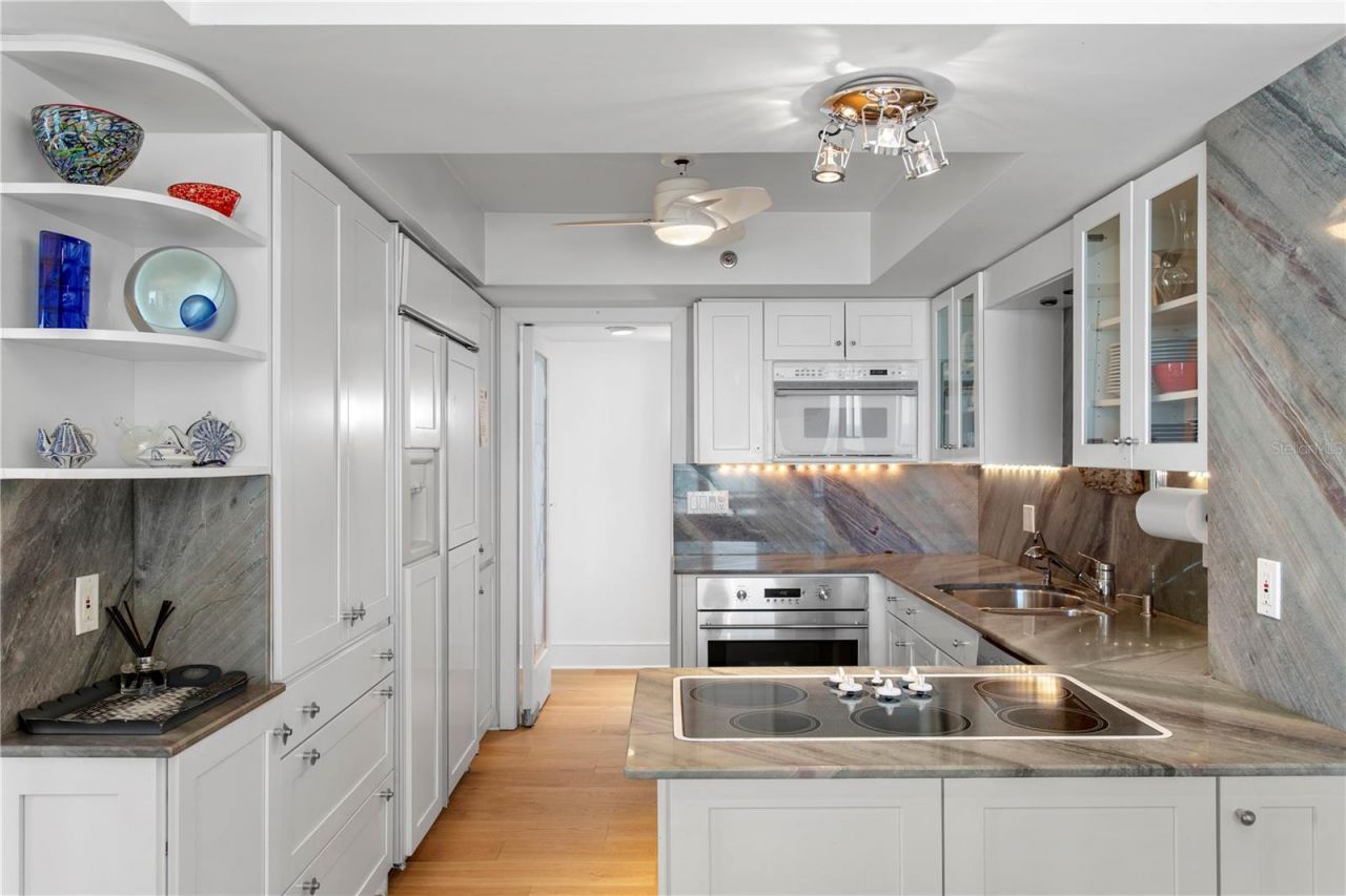 775 Longboat Club Road, Unit 808, Longboat Key, FL 34228 Photo