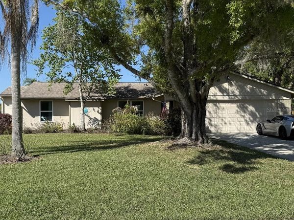 408 LAKEVIEW DRIVE, OLDSMAR, FL 34677