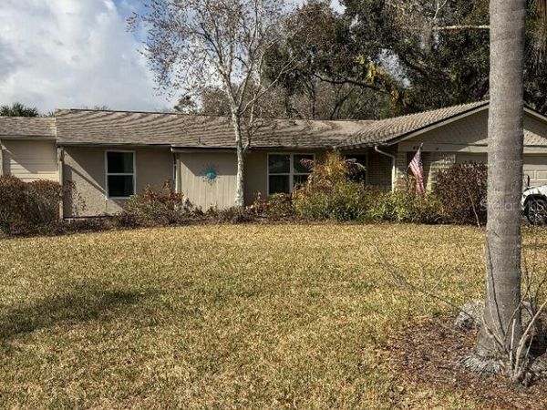 408 LAKEVIEW DRIVE, OLDSMAR, FL 34677