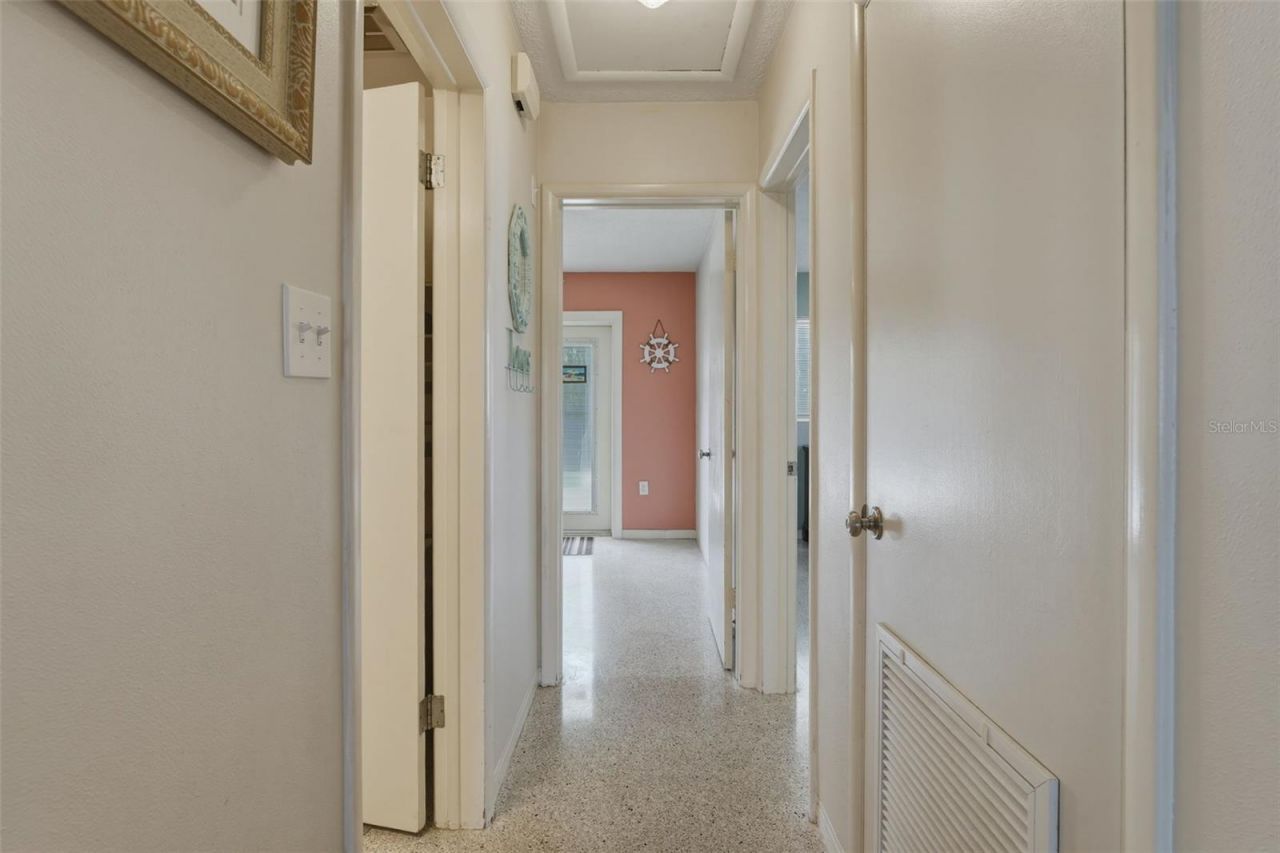 1904 31st Street W, Bradenton, FL 34205 Photo