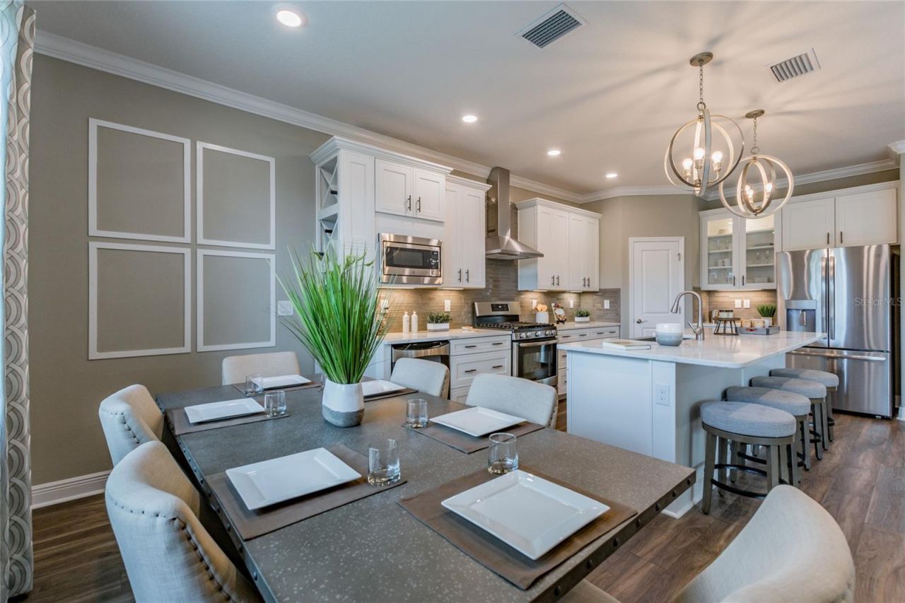 704 Estates Boulevard, Tarpon Springs, FL 34688 Photo