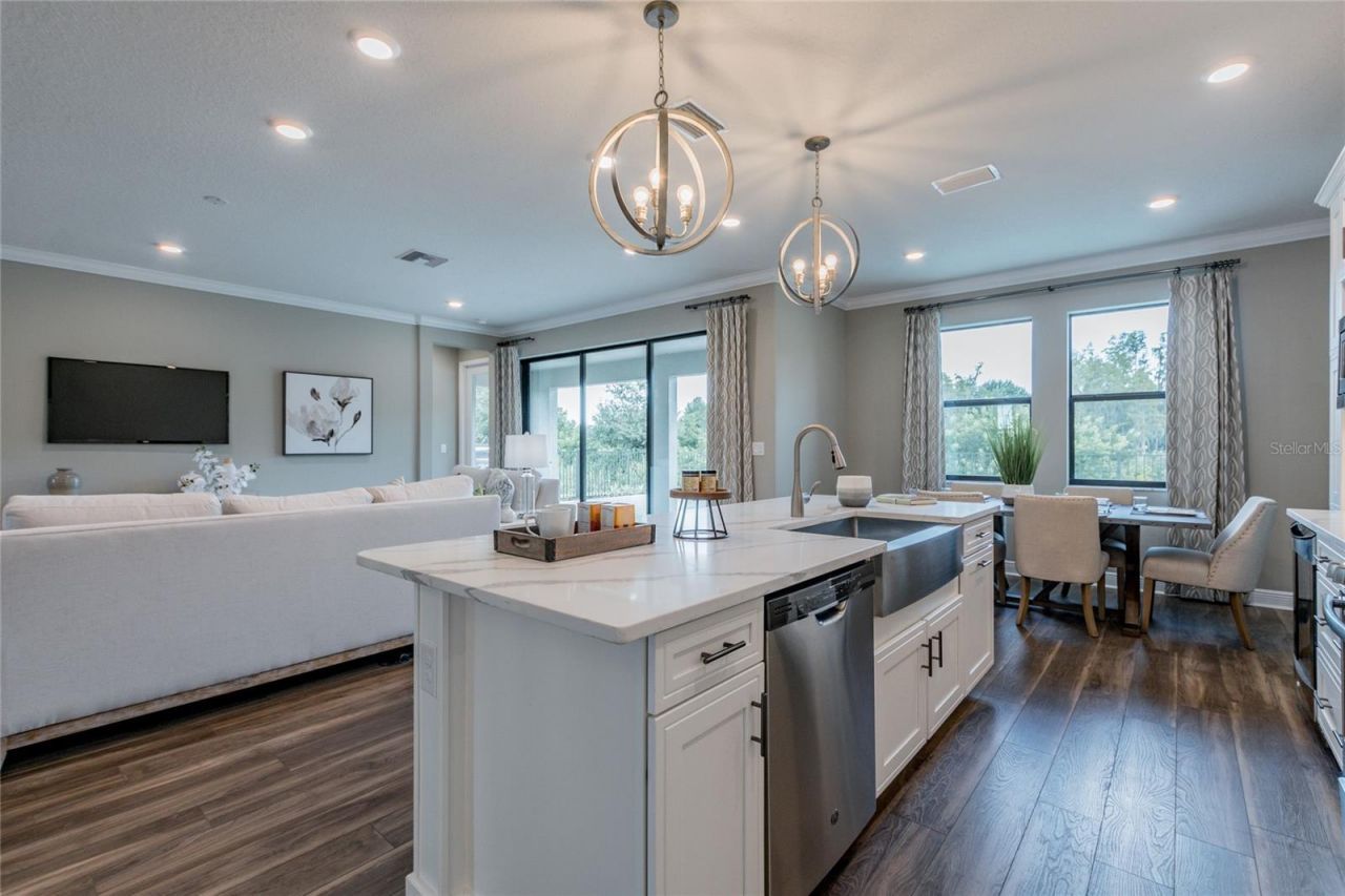 704 Estates Boulevard, Tarpon Springs, FL 34688 Photo