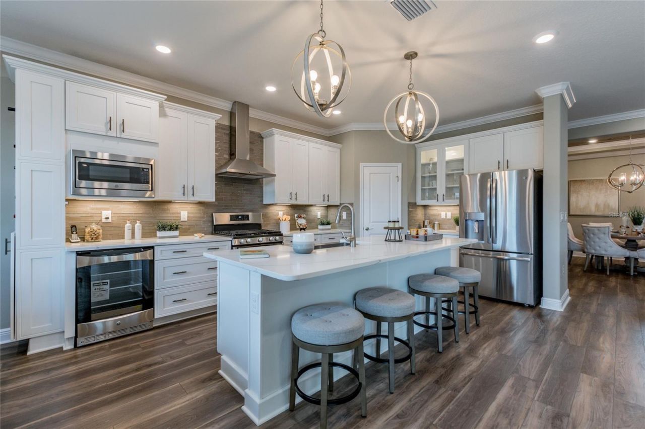 704 Estates Boulevard, Tarpon Springs, FL 34688 Photo