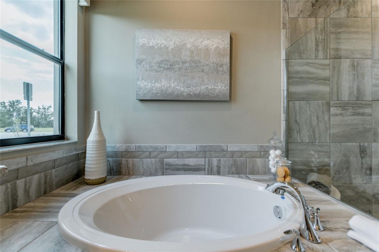 704 Estates Boulevard, Tarpon Springs, FL 34688 Photo