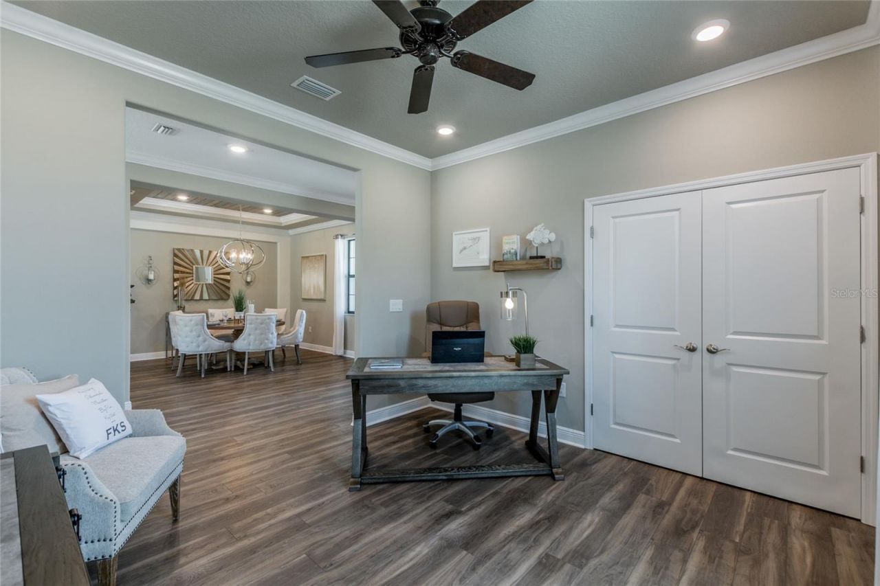 704 Estates Boulevard, Tarpon Springs, FL 34688 Photo