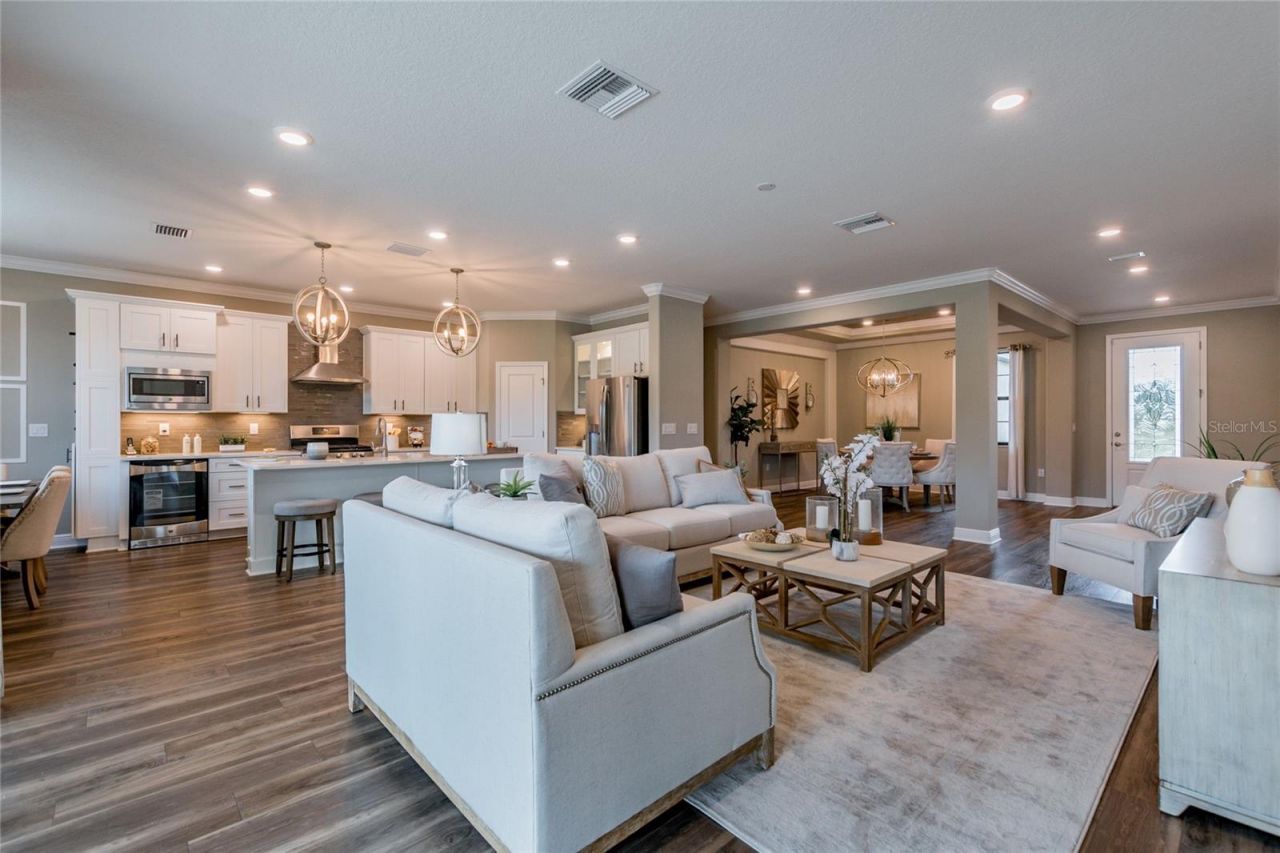 704 Estates Boulevard, Tarpon Springs, FL 34688 Photo