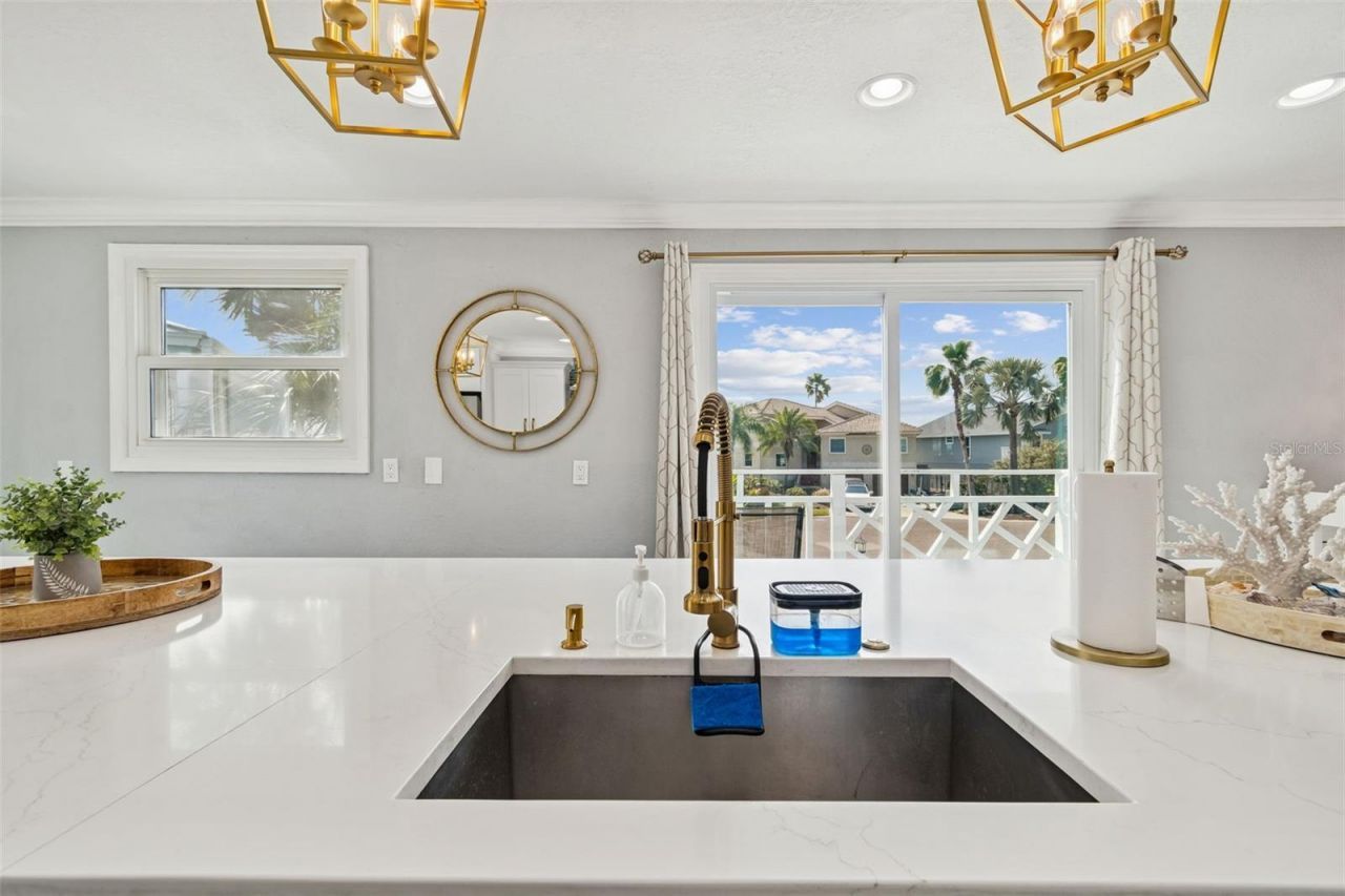 330 6th Avenue, Indian Rocks Beach, FL 33785 Photo